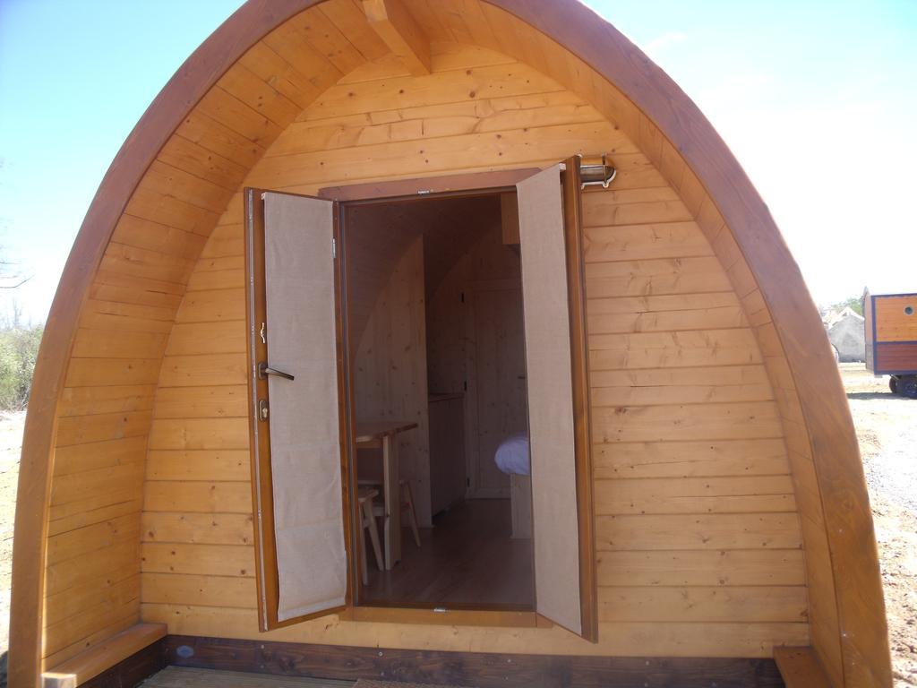 Le Domaine Des Tuileries Guest House Salins Rom bilde